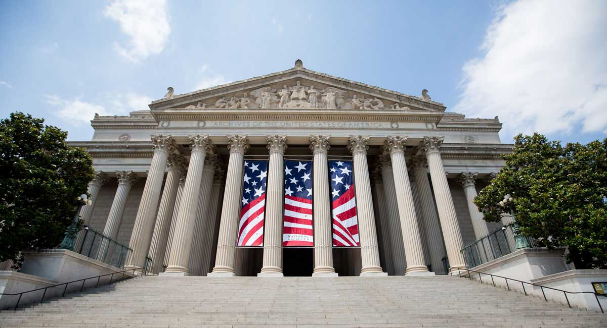 national archives museum tour